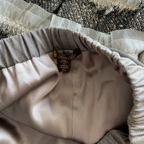 Embellished Shorts. Look like new - Picture 5 of 5